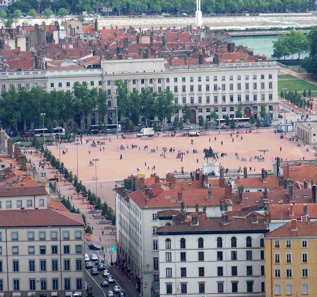 Place Bellecour, one of the top attractions in Lyon