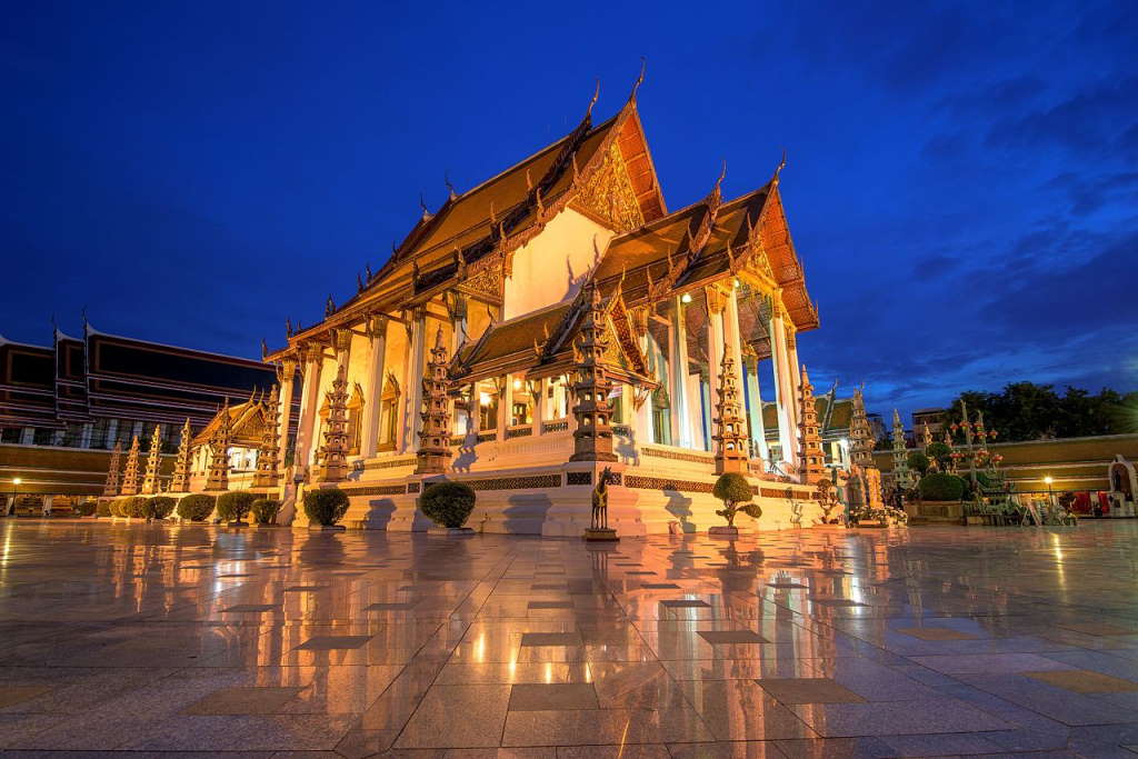 Wat Suthat Thepwararam in Bangkok